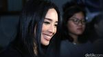 So Shining! Cantiknya Dea Ananda