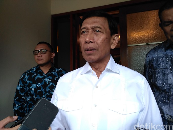 Wiranto Minta Masyarakat Jadi Agen Pendeteksi Lone Wolf