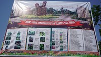 Menyoal tanaman langka, ada papan informasi yang ada di pojokan taman. Beberapa di antaranya adalah pohon Bendo, Bintaro, Bisbul, Gandaria, dan Menteng. Traveler pun dapat melihat keterangan pohon di‎ papan nama di bawah tiap pohonnya (Masaul/detikTravel)