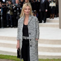 Kate Moss attends the Burberry Womenswear Spring/Summer 2016 show during London Fashion Week at Kensington Gardens on September 21, 2015 in London, England.  (Photo by Stuart C. Wilson/Getty Images for Burberry)