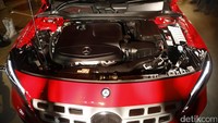 SUV ini dibekali mesin turbo 1.595 cc empat segaris yang bisa menghasilkan tenaga 15 daya kuda pada rpm 5.500 dan torsi 250 Nm pada rpm 1.250-4.000. Mesin tersebut dikawinkan dengan transmisi percepatan DCT 7 percepatan dual-clutch.