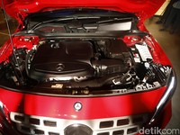 SUV Mungil nan Sporty Mercy GLA 200 AMG Line