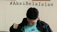 Para netizen yang mengaku sebagai Front Pembela Islan tak terima pujaannya Chelsea Islan direbut Bastian. Padahal pertunangan Raisa-Hamish Daud sudah bikin patah hati. Y minimal jadinya sama Chicco Aj Kek kayak dulu lg..., tulis @r**ikh88. Foto: Instagram/ist