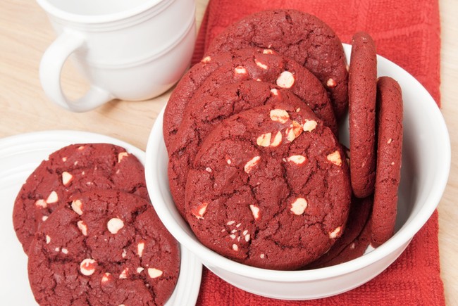 Yuk, Bikin Red Velvet Cookies yang Manis Renyah!