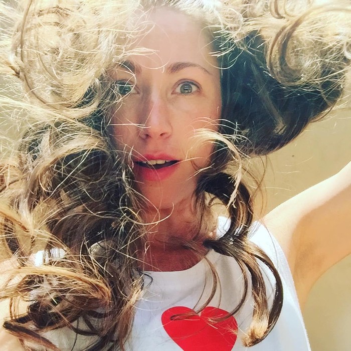 Model Cantik Ini Sukses Banting Setir Jadi Pelatih Yoga