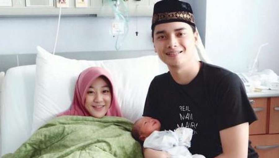 Gemas, Menengok Bayi Laki-laki Buah Cinta Alvin Faiz 