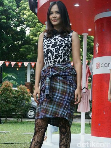 Tips Tampil Stylish Pakai Baju Bekas Saat Lebaran