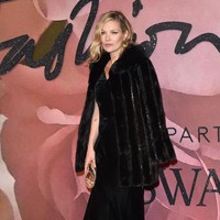 Kate Moss attends The Fashion Awards 2016 on December 5, 2016 in London, United Kingdom.  (Photo by Stuart C. Wilson/Getty Images)