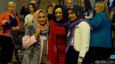 Kisah Ikhtiar Hijab di London