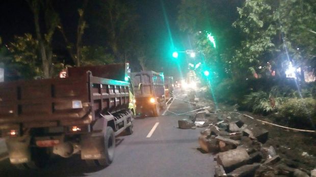 Sudah sekitar 300-400 meter berem yang dirampingkan
