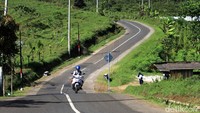 Bagi pemudik yang ingin beristirahat atau memulihkan kendaraannya dapat menggunakan rest area yang berada di Kantor Polsek Cikancung atau mampir ke warung yang ada di sepanjang jalan tersebut.