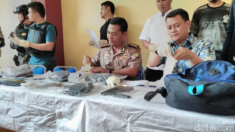 Polisi: Pelaku Perampok Davidson di Daan Mogot Lebih 10 Orang Polisi: Pelaku Perampok Davidson di Daan Mogot Lebih 10 Orang