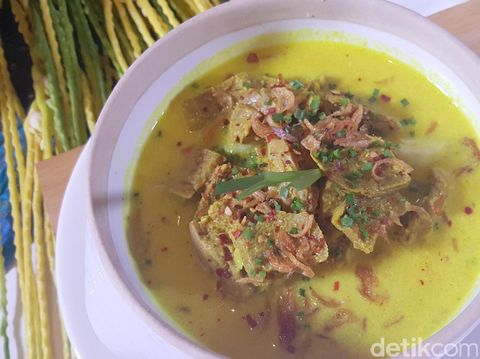 Masak Apa Hari Ini : Empal Gentong dan Bakwan Jagung yang Gurih Enak
