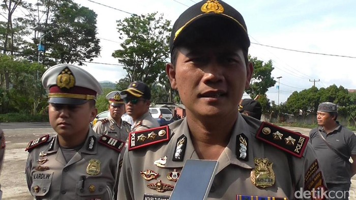 3 Pasar Berpotensi Ganggu Jalur Mudik, Polres Garut Kanalisasi Bahu Jalan