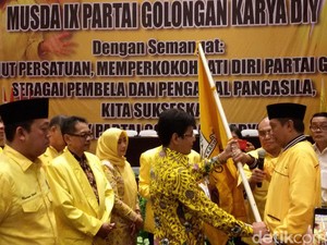 Haryadi Suyuti Pimpin DPD Golkar DIY