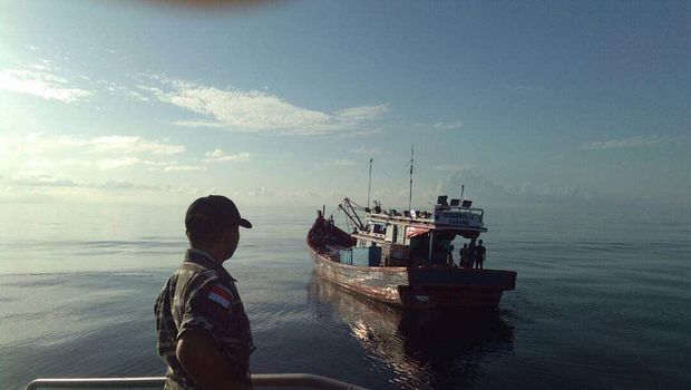 Operasi Pengamanan Perairan, Bakamla RI Tangkap Kapal Bodong