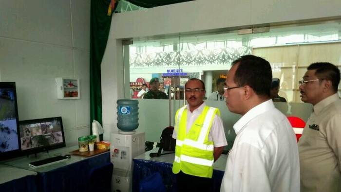 Menhub Pantau Posko Mudik di Bandara Sepinggan