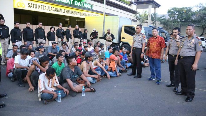 115 Preman di Terminal dan Stasiun Tanjung Priok Ditangkap