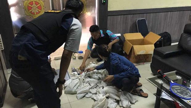 Bawa 192 Reptil, Mahasiswa Diamankan di Pelabuhan Priok