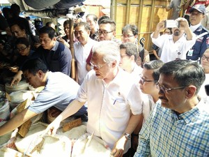 Djarot Minta Mentan Buat Alat Penyimpanan Pertanian di Daerah