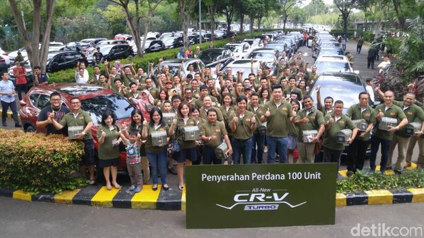 100 Unit Honda All New Honda CR-V Resmi Dikirim ke Konsumen