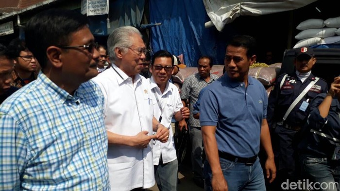 Kunjungi Food Station DKI, Mendag: Stok Pangan DKI Aman