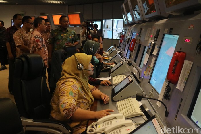 Jelang Mudik, Dirut AirNav Cek Kesiapan Navigasi di Makassar