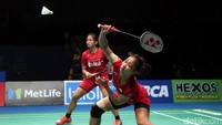 Anggia Shitta Awanda/Ni Ketut Mahadewi Istarani gagal mengikuti langkah Tontowi Ahmad/Liliyana Natsir ke final Indonesia Open 2017.