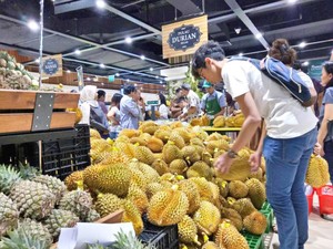 Ada Pesta Durian di Transmart Carrefour Trans Studio Mall Bandung