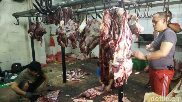 Sidak ke RPH, KPPU: Stok Daging Sapi Hingga H-2 Lebaran Aman