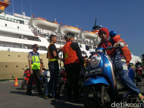 Disediakan fasilitas mudik gratis bagi sepeda motor di Pelabuhan Tanjung Emas