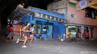 Dolly dan Jarak saat ini sudah berubah. Kawasan yang dulunya dikenal sebagai tempat prostitusi, kini menjadi sentra usaha, tempat wisata dan kegiatan positif lainnya. 