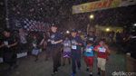 Serunya Lari Malam di Gang Dolly