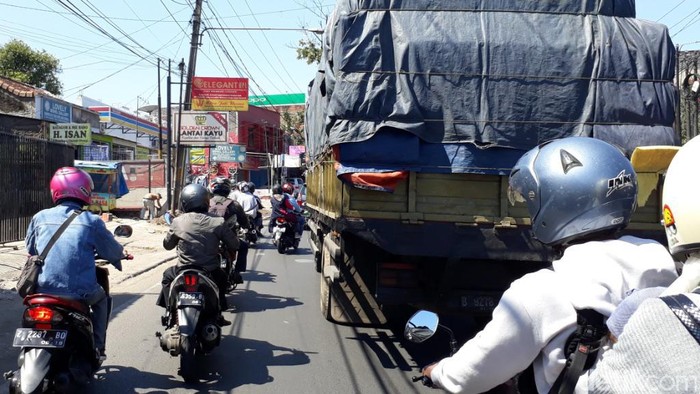 Jalur Cibiru-Cileunyi Bandung