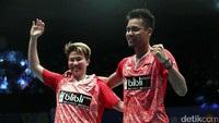 Tontowi/Liliyana tampil sebagai juara setelah menundukkan unggulan teratas asal China, Zheng Siwei/Chen Qingchen, pada pertandingan final di Jakarta Convention Center (JCC), Senayan, Jakarta, Minggu (18/6/2017).