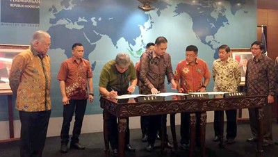 Lelang Gula Rafinasi Untungkan UKM