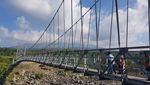 Ini Jembatan Kampung, Miripkah dengan Simpang Susun Semanggi?