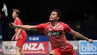 Dalam partai final kelas ganda campuran, Owi/Butet akan menghadapi musuh bebuyutan asal China Zheng Siwei/Chen Qingchen. 