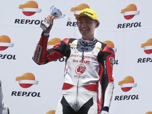 Dimas Ekky Naik Podium di Catalunya