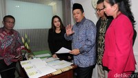 Posko tersebut diresmikan dalam rangka dukungan terhadap Pansus dalam rangka melaksanakan tugas penyelidikannya.