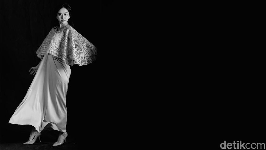 Main Film, Aura Kasih Dianggap Aktris yang Kooperatif