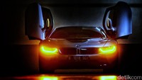 BMW i8 di Indonesia dibanderol Rp 3.499.000.000 off the road. Foto: Hasan Al Habshy