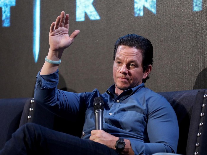 LONDON, ENGLAND - JUNE 16:  Actor Mark Wahlberg attends a fan event for Transformers: The Last Knight at St Barts the Great on June 16, 2017 in London, England.  (Photo by Tim P. Whitby/Getty Images for Paramount Pictures)