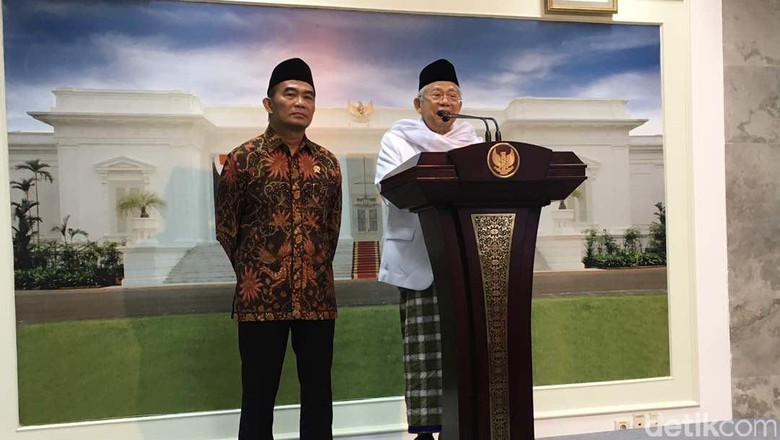 Usai Temui Jokowi, Ketum MUI: Presiden Rombak Aturan Sekolah 8 Jam Usai Temui Jokowi, Ketum MUI: Presiden Rombak Aturan Sekolah 8 Jam