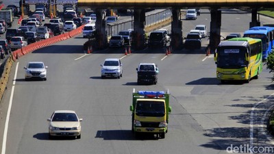 Exit Tol Cileunyi Didominasi Pemudik dari Luar Bandung