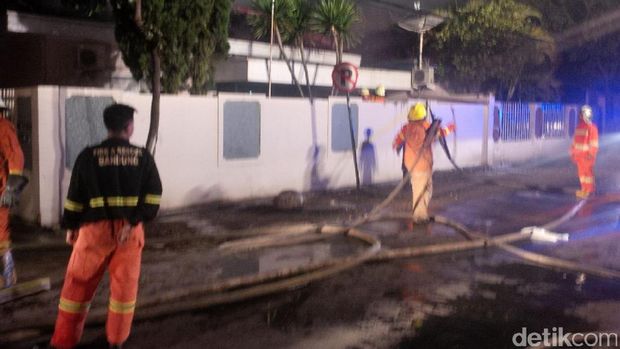 Kompleks Rumah Dinas Polda Jabar Terbakar