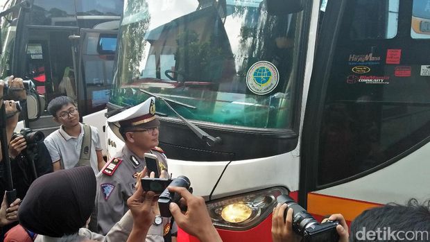 Bus Tak Laik Jalan di Terminal Poris Tangerang Langsung Diperbaiki
