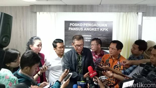 Posko pengaduan pansus angket KPK / 