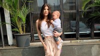 Tak hanya tubuh seksi, Mikaila Patritz juga memiliki wajah cantik dan menawan. (Dok. Instagram/mikailapatritz)