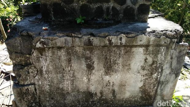 Bagian bawah tembok ini dulu bertuliskan nama-nama korban eksekusi (Bonauli/detikTravel)